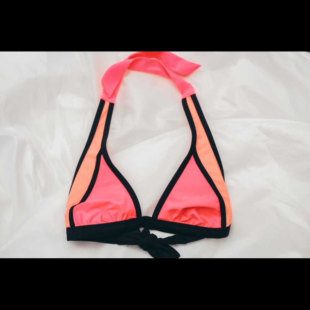 Xhileration Bikini top